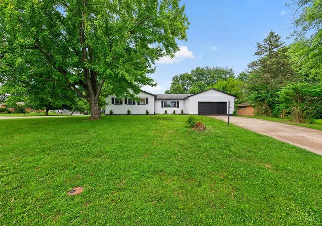 2nd image of 7524 Fruitwood Dr, West Chester, OH 45069 | MLS# 1889870