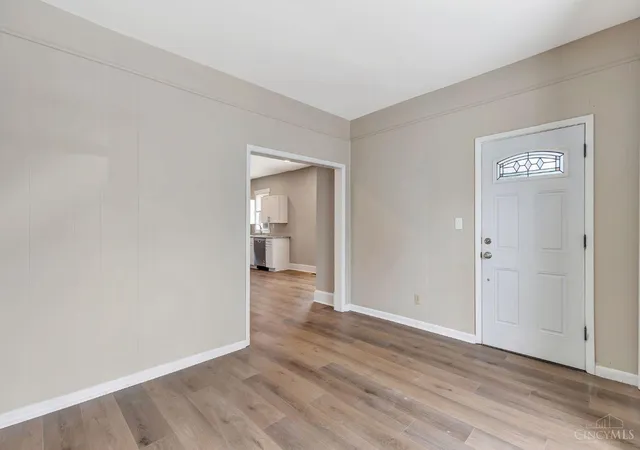 Photo 4 of Single family home for sale at 1716 Iliff Ave, Cincinnati, OH 45205 | MLS# 1889883 | Listing updated on 2026-09-12