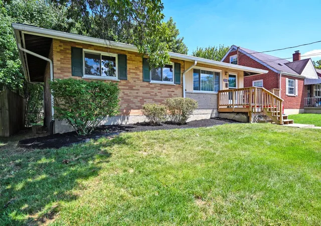 Photo 2 of Sale Pending at 9232 Coogan Dr, Cincinnati, OH 45231 | MLS# 1887887 | Listing updated on 2026-08-24