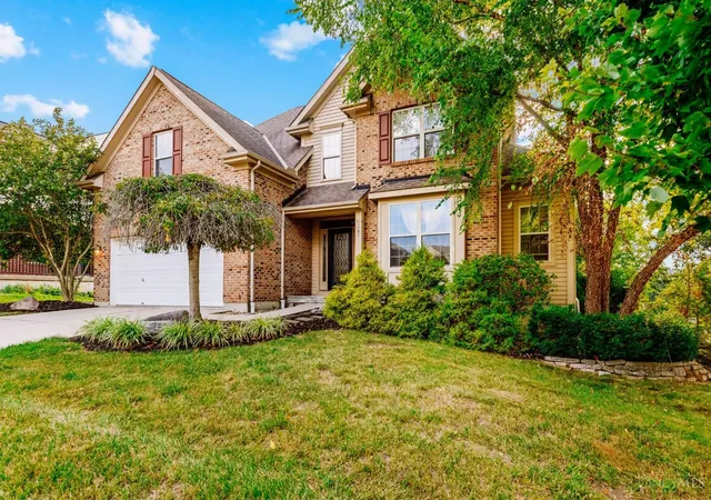 1st image of 1151 Lake Field Dr, Lebanon, OH 45036 | MLS# 1889879