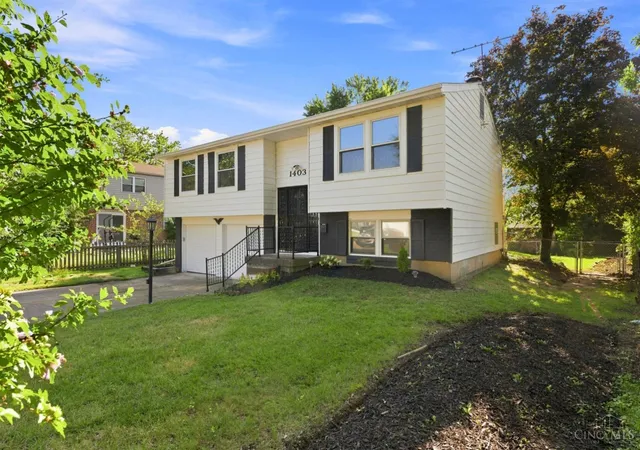 Photo 3 of Single family home for sale at 1403 Kingsbury Dr, Cincinnati, OH 45240 | MLS# 1889919 | Listing updated on 2026-08-13