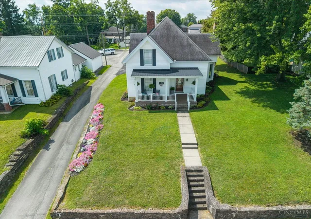 Photo 3 of Sale Pending at 345 W Main St, Hillsboro, OH 45133 | MLS# 1889951 | Listing updated on 2026-10-01
