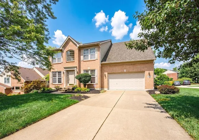 2nd image of 6028 Pond View Ct, Green Twp, OH 45247 | MLS# 1889954