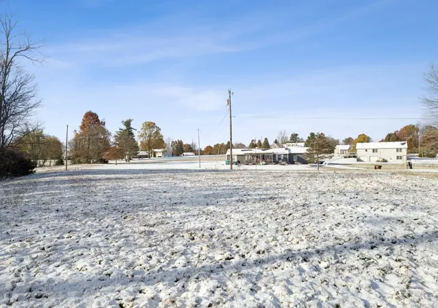 5th image of 476 S Waynoka Dr, Lake Waynoka, OH 45171 | MLS# 1889948