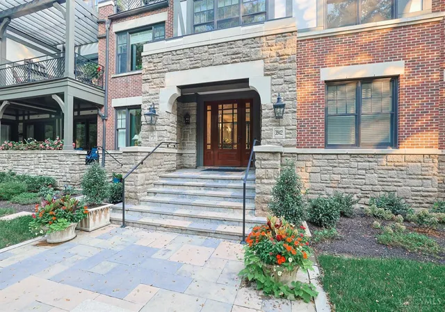 Photo 3 of Condo for sale at 3942 Miami Rd #203, Cincinnati, OH 45227 | MLS# 1889977 | Listing updated on 2026-08-12