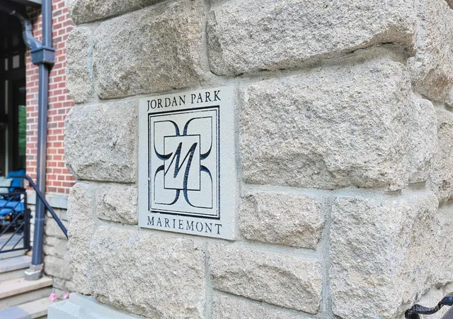 Listing Photo 4 - Condo for sale in building located at 3942 Miami Rd, Mariemont, OH 45227 - Unit #203