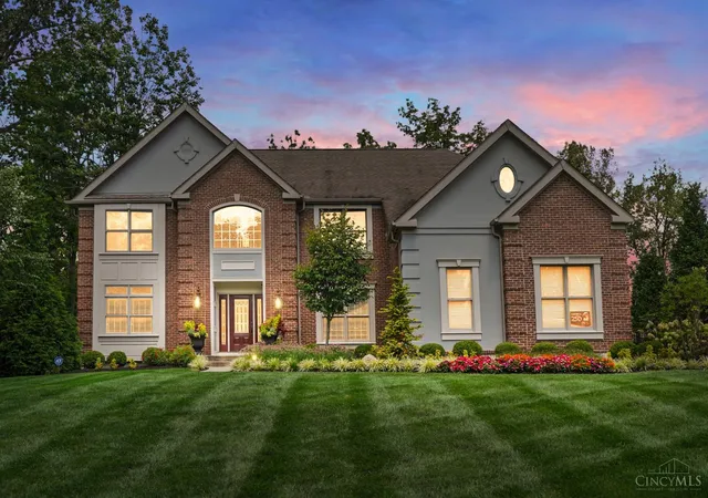 Photo 2 of Sale Pending at 9278 Shallow Crk Dr, Loveland, OH 45140 | MLS# 1889315 | Listing updated on 2026-08-19