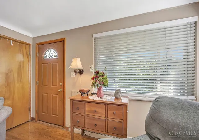 Photo 4 of Sale Pending at 1737 Admiral Ct, Cincinnati, OH 45238 | MLS# 1889925 | Listing updated on 2026-09-16