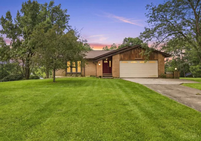 Photo 1 of Single family home for sale at 6317 West Frk Rd, Green Twp, OH 45247 | MLS# 1889960 | Listing updated on 2026-09-09
