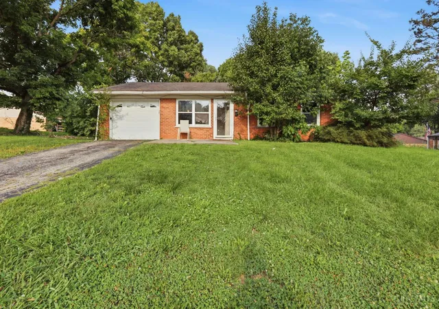 Photo 1 of Single family home for sale at 9230 Meadowglen Dr, Cincinnati, OH 45231 | MLS# 1889723 | Listing updated on 2026-09-10