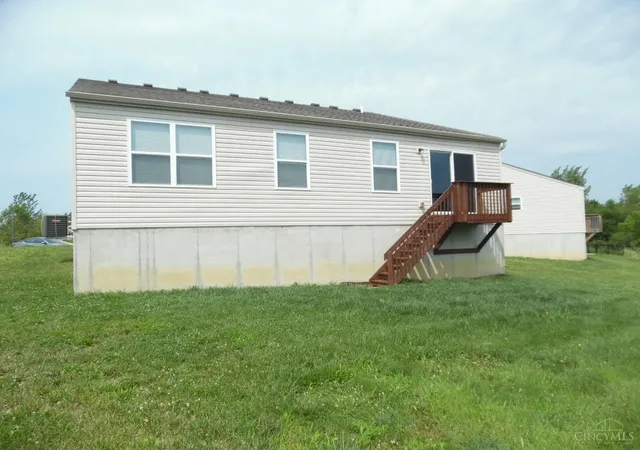 Photo 32 of Sale Pending at 2156 Pumpkin Ridge Ct, Hamilton, OH 45013 | MLS# 1889911 | Listing updated on 2026-09-06