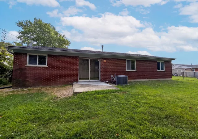 Photo 4 of Single family home for sale at 12157 Hitchcock Dr, Forest Park, OH 45240 | MLS# 1890093 | Listing updated on 2026-09-18