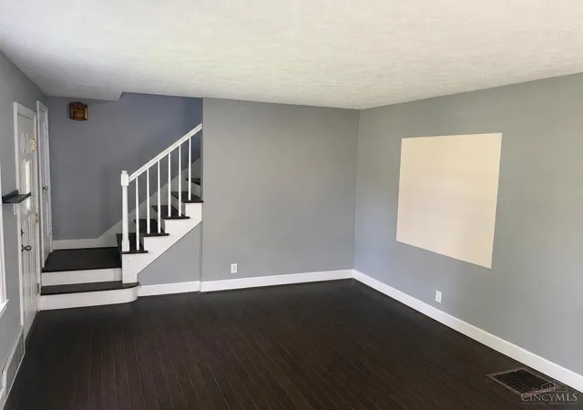 Photo 3 of Single family home for sale at 1309 Park Ave, Hamilton, OH 45013 | MLS# 1889809 | Listing updated on 2026-09-28