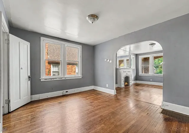 Photo 4 of Single family home for sale at 4112 Vinedale Ave, Cincinnati, OH 45205 | MLS# 1889564 | Listing updated on 2026-09-25