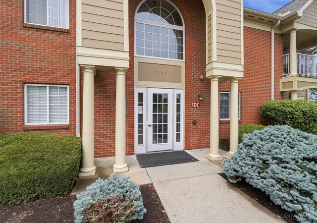 2nd image of 7307 Chatham Ct #13G, West Chester, OH 45069 | MLS# 1889892