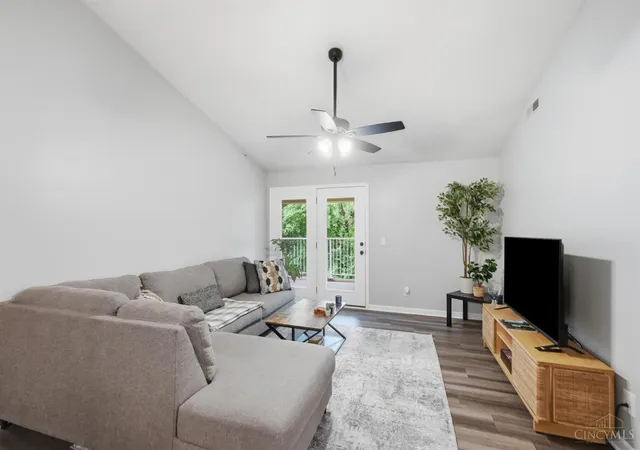 4th image of 7307 Chatham Ct #13G, West Chester, OH 45069 | MLS# 1889892