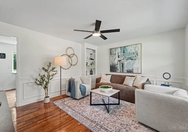 Photo 3 of Single family home for sale at 2065 Sevenhills Dr, Cincinnati, OH 45240 | MLS# 1890120 | Listing updated on 2026-09-19