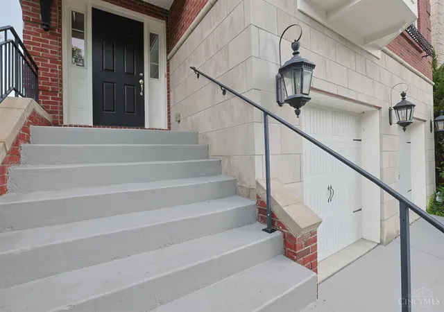 Photo 3 of Sale Pending at 5349 Grand Vista Ct, Cincinnati, OH 45227 | MLS# 1890100 | Listing updated on 2026-09-02