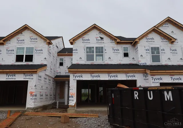 2nd image of 7252 Grandpoint Dr #44, West Chester, OH 45069 | MLS# 1890139