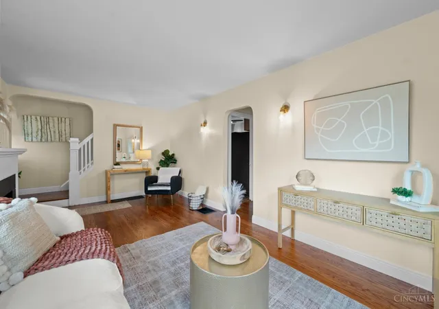Photo 4 of Single family home for sale at 6838 Roe St, Columbia Twp, OH 45227 | MLS# 1890057 | Listing updated on 2026-10-22