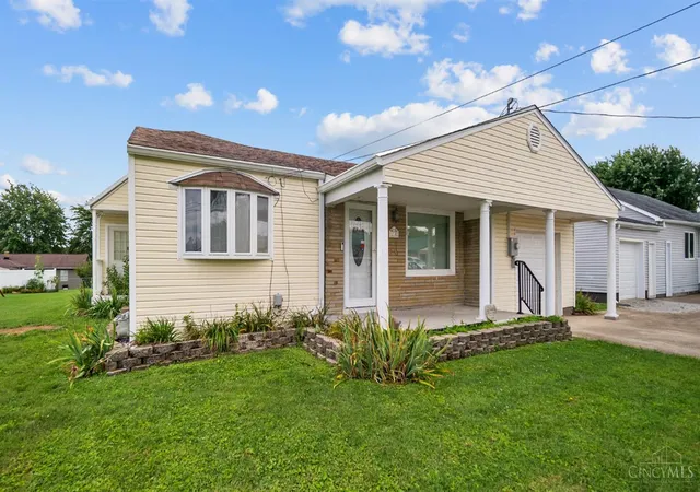 1st image of 215 Chestnut Ridge Rd, West Union, OH 45693 | MLS# 1888991