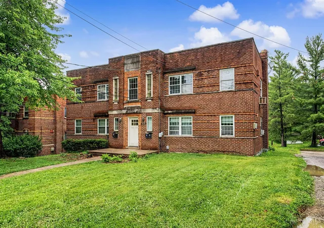 Listing Photo 4 - Condo for sale in building located at 3118 Werk Rd, Cincinnati, OH 45211