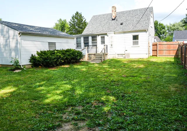 4th image of 705 Mead St, Wilmington, OH 45177 | MLS# 1890040