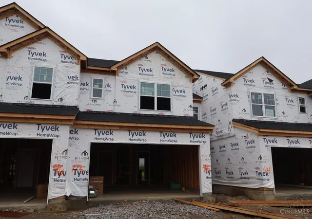 2nd image of 7250 Grandpoint Dr #45, West Chester, OH 45069 | MLS# 1890172