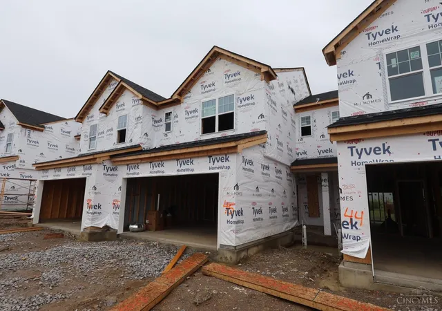 3rd image of 7250 Grandpoint Dr #45, West Chester, OH 45069 | MLS# 1890172