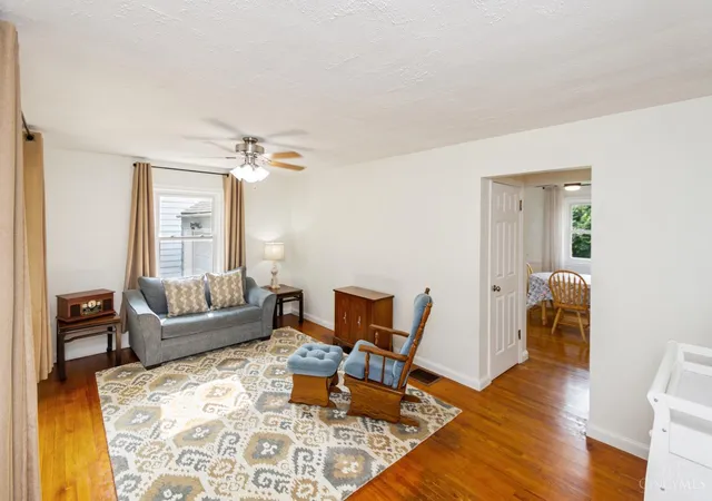 2nd image of 133 Winston Dr, Hamilton, OH 45013 | MLS# 1890131
