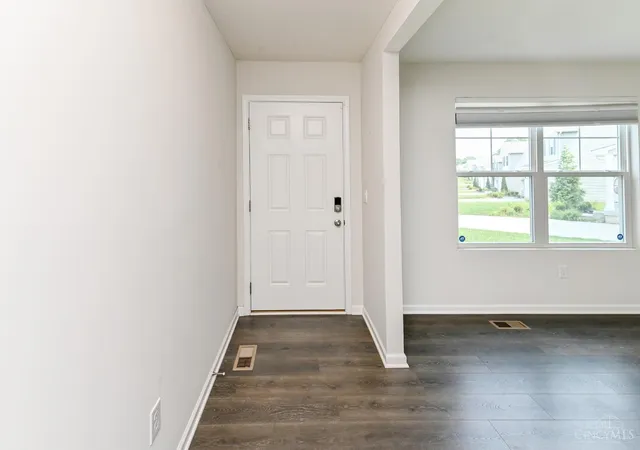 Photo 3 of Sale Pending at 2465 Amelia Ct, Cincinnati, OH 45239 | MLS# 1890176 | Listing updated on 2026-08-27