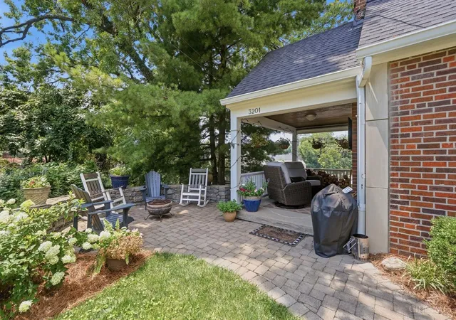 Photo 2 of Single family home for sale at 3201 Grischy Ln, Cincinnati, OH 45208 | MLS# 1890183 | Listing updated on 2026-09-14