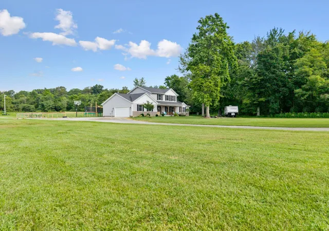 5th image of 4011 Davidson Rd, New Market Twp, OH 45133 | MLS# 1889929