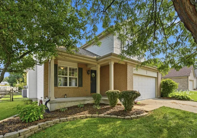 Photo 2 of Single family home for sale at 908 Pine Needle Pl, Hamilton Twp, OH 45039 | MLS# 1890209 | Listing updated on 2026-09-08