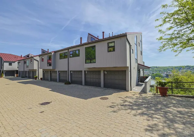 Photo 2 of Sale Pending at 1022 Hatch St, Cincinnati, OH 45202 | MLS# 1890230 | Listing updated on 2026-09-09
