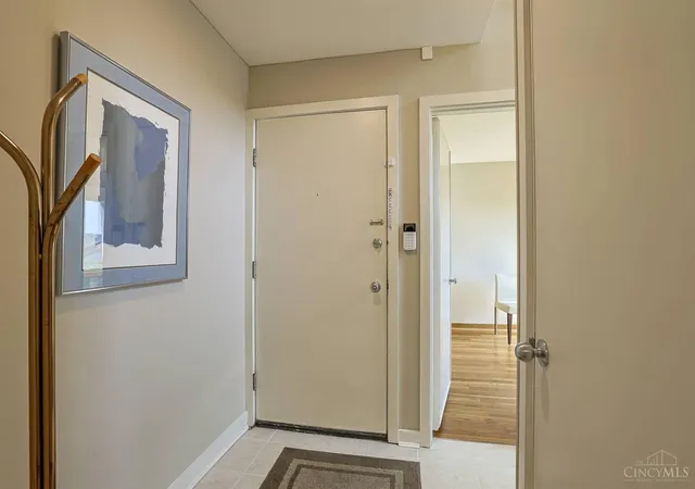 Photo 4 of Sale Pending at 1022 Hatch St, Cincinnati, OH 45202 | MLS# 1890230 | Listing updated on 2026-09-09