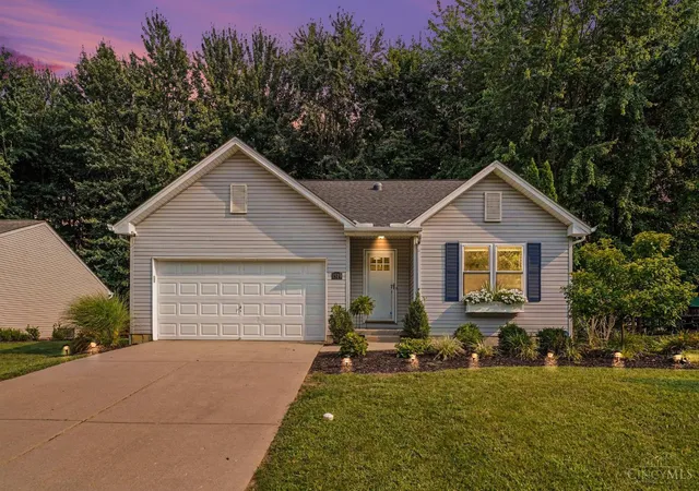 2nd image of 1519 Thornberry Rd, Amelia, OH 45102 | MLS# 1890049