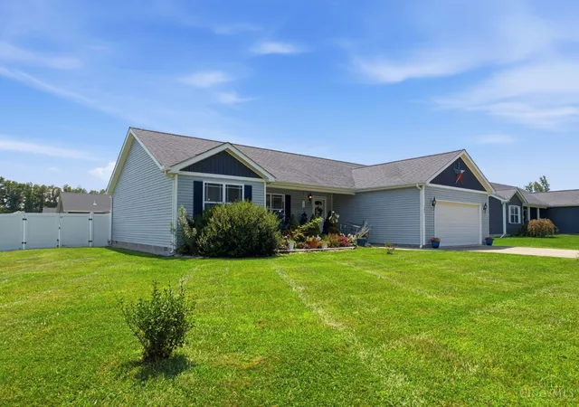 4th image of 103 Kayleigh Dr, Sterling Twp, OH 45154 | MLS# 1890259