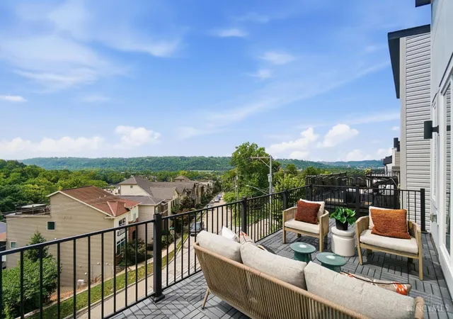 Photo 2 of Sale Pending at 3584 Handman Ave, Cincinnati, OH 45226 | MLS# 1889522 | Listing updated on 2026-08-20
