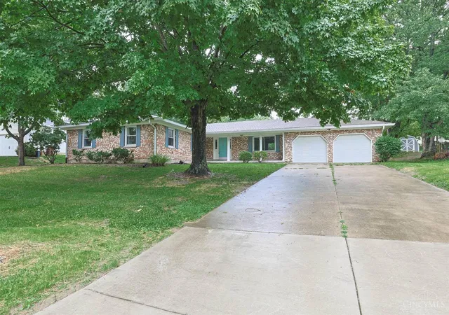 Photo 1 of Single family home for sale at 29 Heatherwood Ct, Monroe, OH 45050 | MLS# 1890262 | Listing updated on 2026-09-09