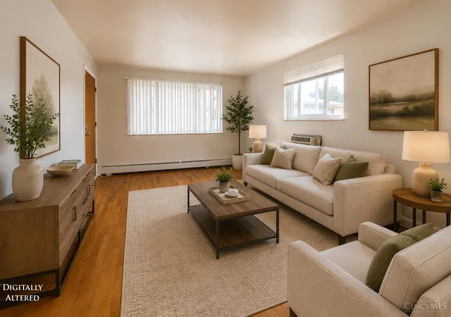 Listing Photo 5 - Condo for sale in building located at 2651 Westbrook Dr, Cincinnati, OH 45211