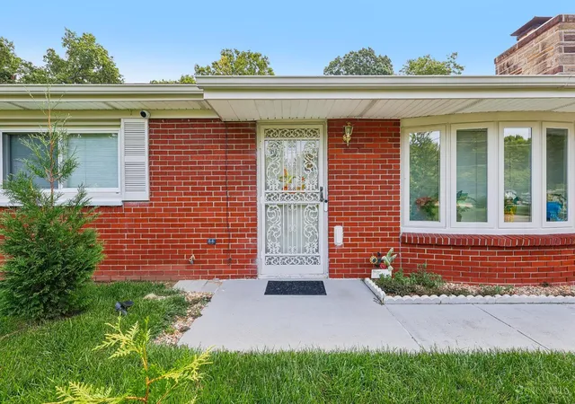 5th image of 4880 Pleasant Ave, Fairfield, OH 45014 | MLS# 1890316
