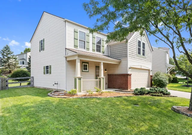 Photo 2 of Single family home for sale at 102 Lights Pointe Ct, Ohio Twp, OH 45157 | MLS# 1890081 | Listing updated on 2026-08-21