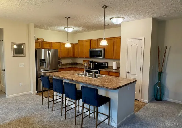 Photo 2 of Townhouse for sale at 1024 Lost Xing, Cincinnati, OH 45231 | MLS# 1889565 | Listing updated on 2026-08-13