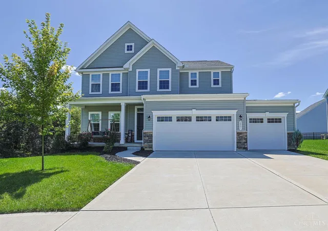 Photo 2 of Single family home for sale at 2801 Aristides Ct, Morrow, OH 45152 | MLS# 1890239 | Listing updated on 2026-09-10