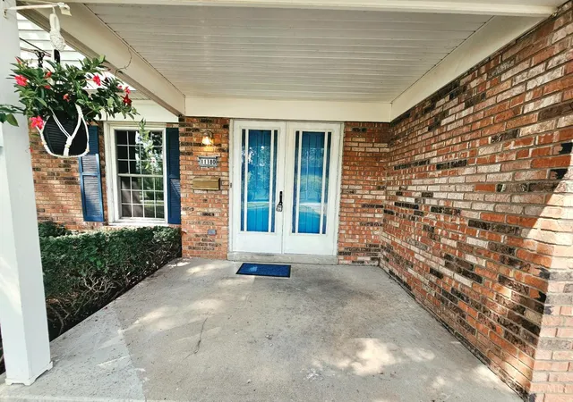 Photo 3 of Single family home for sale at 11180 Lincolnshire Dr, Cincinnati, OH 45240 | MLS# 1890308 | Listing updated on 2026-09-10