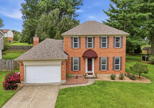 Photo 2 of Sale Pending at 9749 Blackbird Pl, Mason, OH 45040 | MLS# 1890142 | Listing updated on 2026-08-17