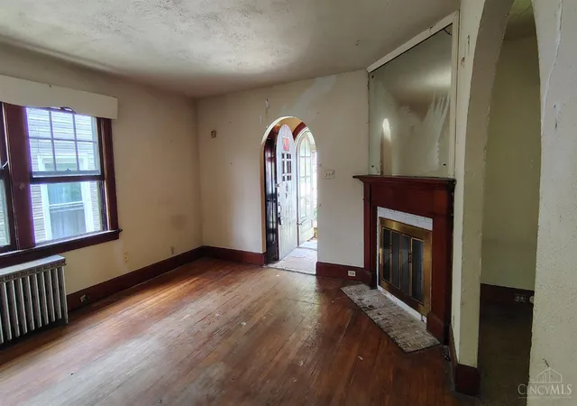 Photo 3 of Sale Pending at 1851 Denham St, Cincinnati, OH 45225 | MLS# 1890346 | Listing updated on 2026-09-15