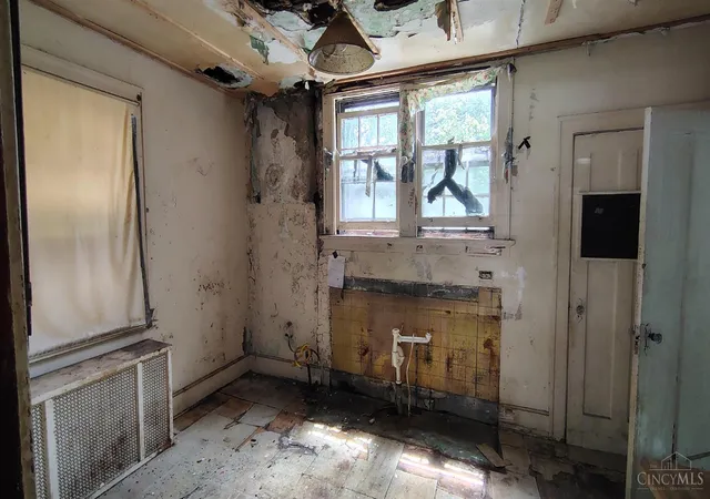 Photo 4 of Sale Pending at 1851 Denham St, Cincinnati, OH 45225 | MLS# 1890346 | Listing updated on 2026-09-15
