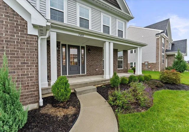 3rd image of 7082 Birkdale Dr, Maineville, OH 45039 | MLS# 1890157